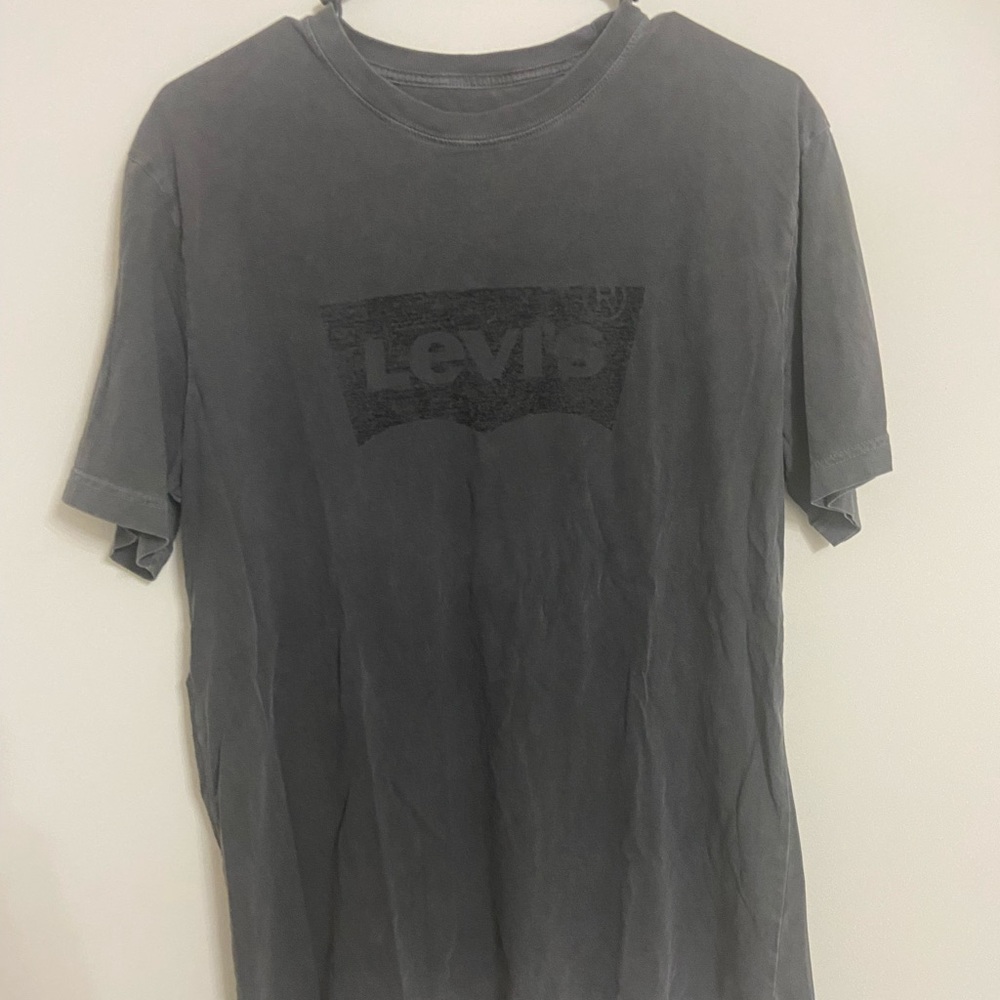 Men’s Levi’s T-Shirt